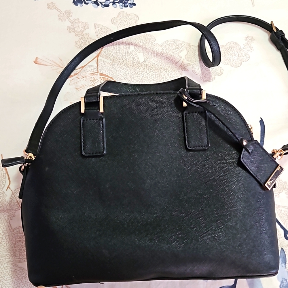 Black Purse (Le Chateau)